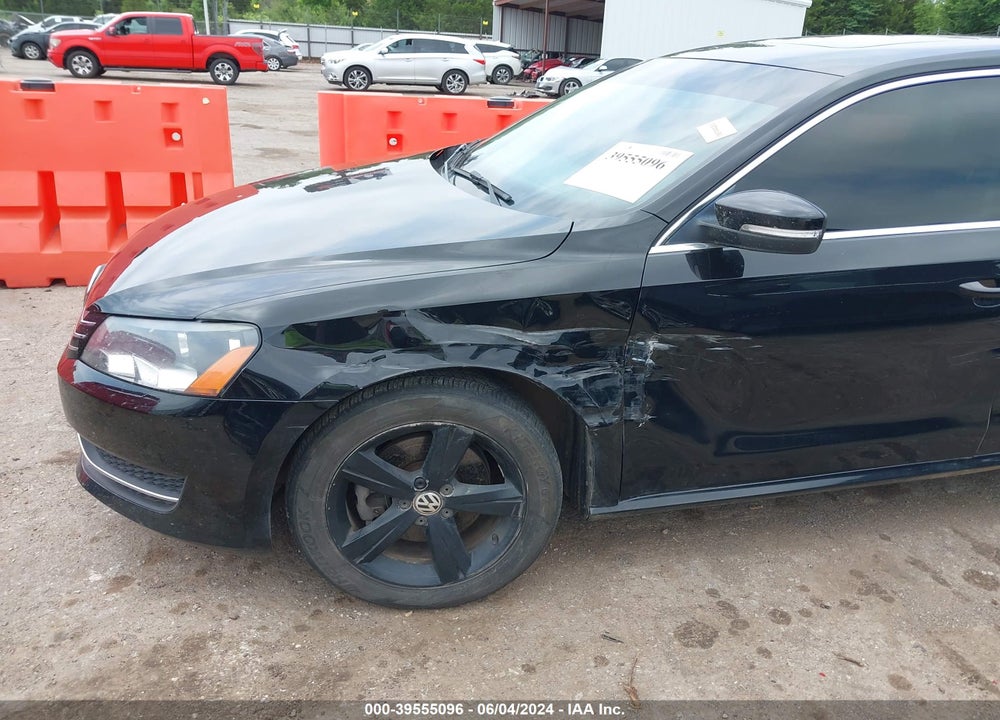 2013 VOLKSWAGEN PASSAT 2.5L SE VIN: 1VWBH7A31DC025977