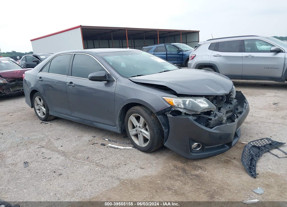 2013 TOYOTA CAMRY SE VIN: 4T1BF1FK2DU691001