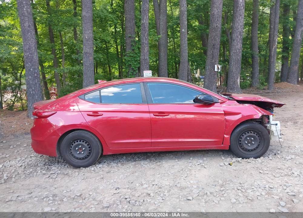 2017 HYUNDAI ELANTRA SE VIN: 5NPD74LF8HH163465