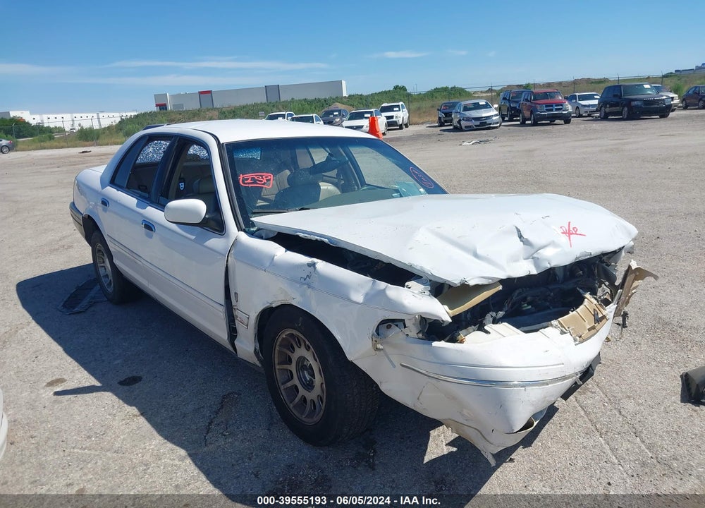 1999 FORD CROWN VICTORIA LX VIN: 2FAFP74WXXX223581