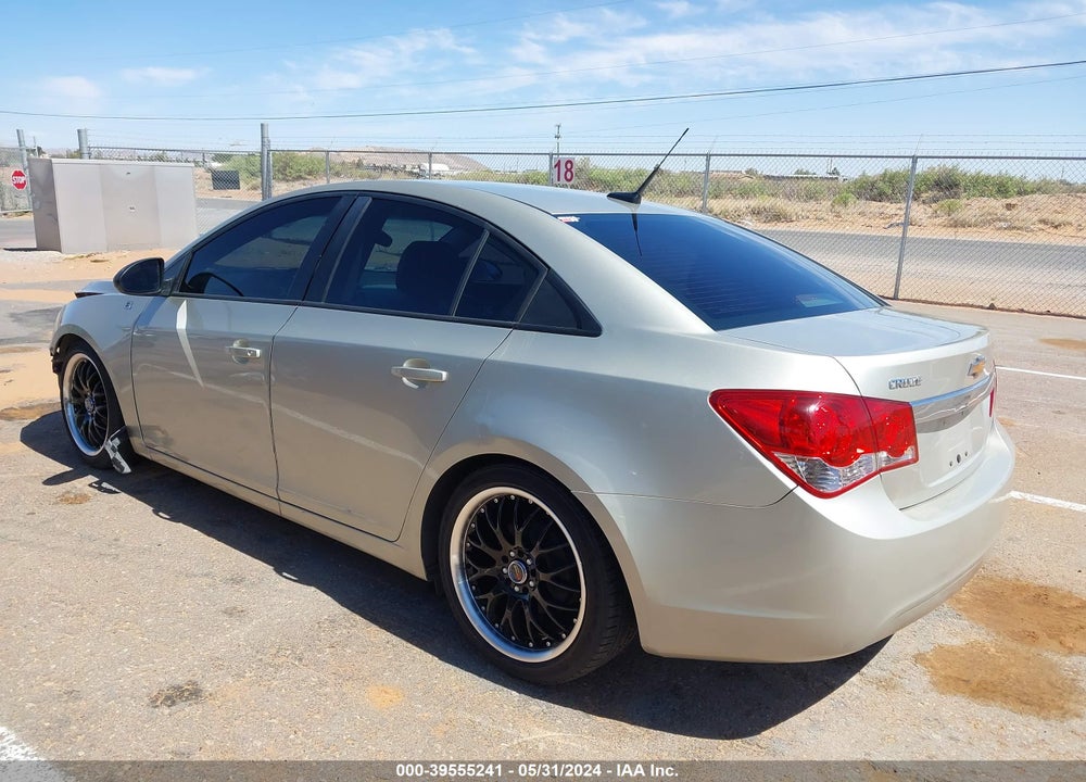 2014 CHEVROLET CRUZE LS MANUAL VIN: 1G1PB5SH3E7484925