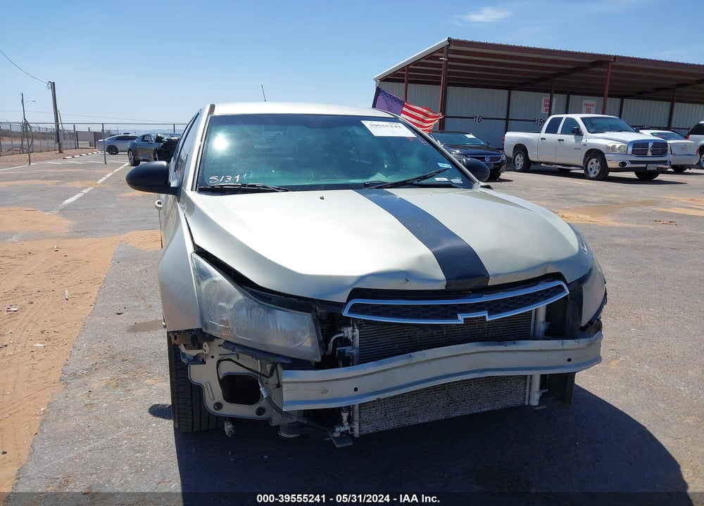 2014 CHEVROLET CRUZE LS MANUAL VIN: 1G1PB5SH3E7484925