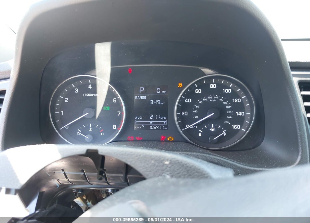 2017 HYUNDAI ELANTRA SE VIN: 5NPD84LF5HH116181