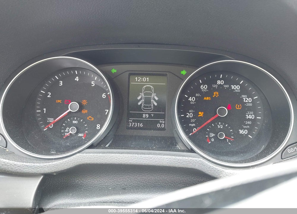 2018 VOLKSWAGEN PASSAT 2.0T R-LINE/2.0T S VIN: 1VWAA7A33JC046521