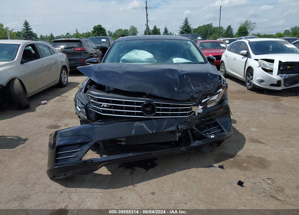 2018 VOLKSWAGEN PASSAT 2.0T R-LINE/2.0T S VIN: 1VWAA7A33JC046521