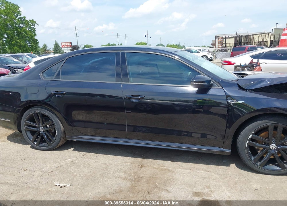 2018 VOLKSWAGEN PASSAT 2.0T R-LINE/2.0T S VIN: 1VWAA7A33JC046521