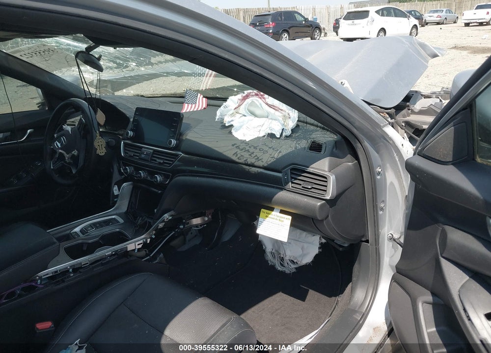 2018 HONDA ACCORD SPORT 2.0T VIN: 1HGCV2F33JA009266