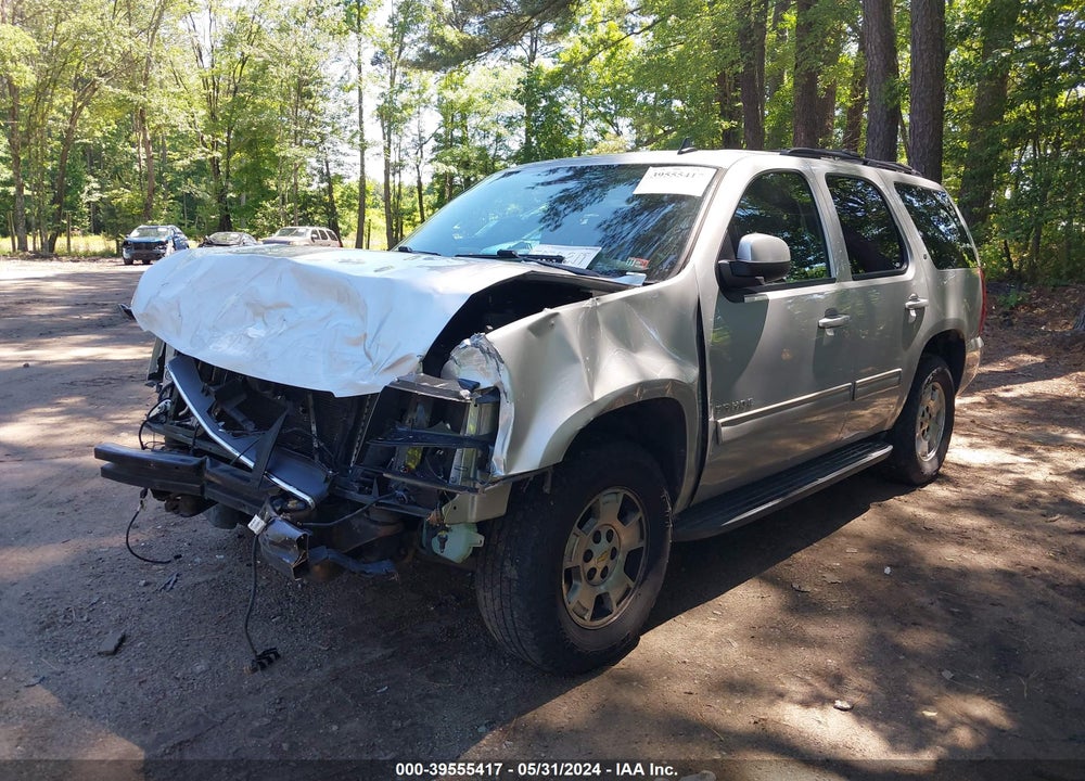 2013 CHEVROLET TAHOE LT VIN: 1GNSCBE02DR352655