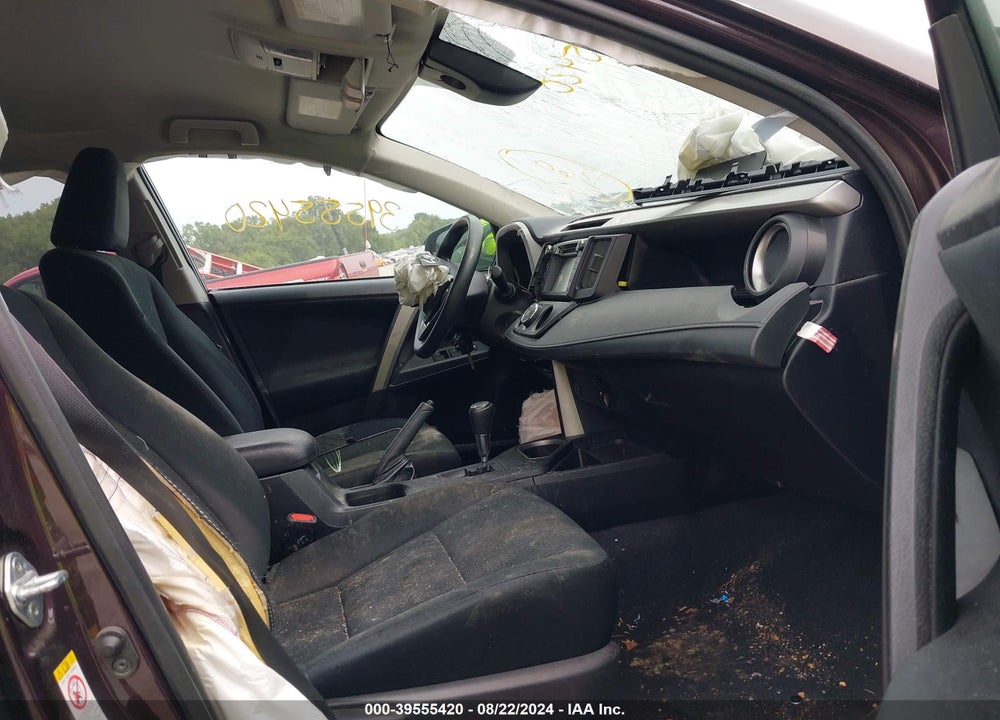 2017 TOYOTA RAV4 LE VIN: 2T3BFREV7HW644067