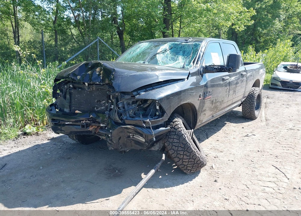 2016 RAM 2500 BIG HORN VIN: 3C6UR5DL1GG113106