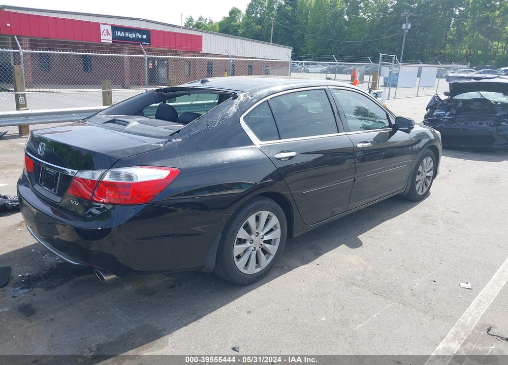 2015 HONDA ACCORD EX-L V-6 VIN: 1HGCR3F82FA018893