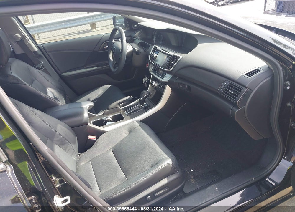 2015 HONDA ACCORD EX-L V-6 VIN: 1HGCR3F82FA018893