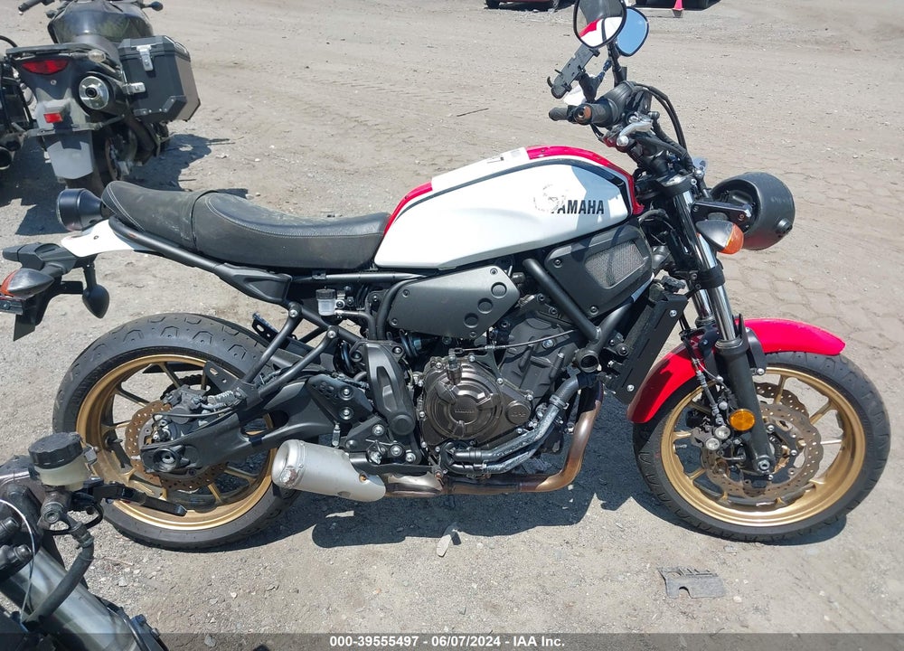 2021 YAMAHA XSR700 VIN: JYARM21E1MA001462