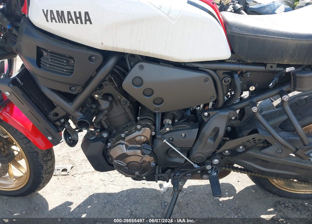 2021 YAMAHA XSR700 VIN: JYARM21E1MA001462