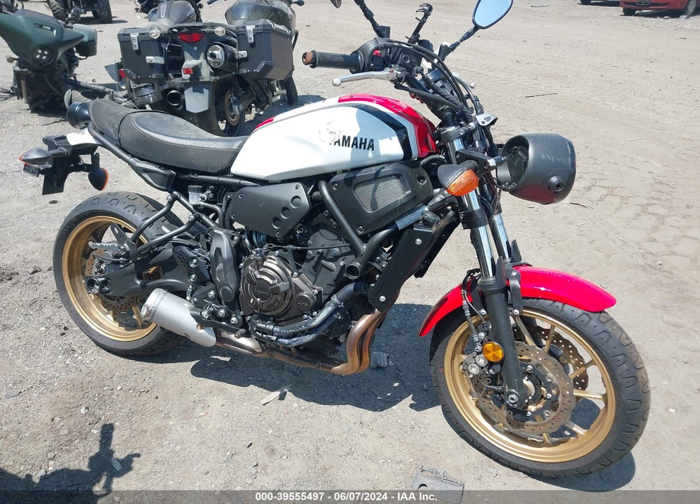 2021 YAMAHA XSR700 VIN: JYARM21E1MA001462