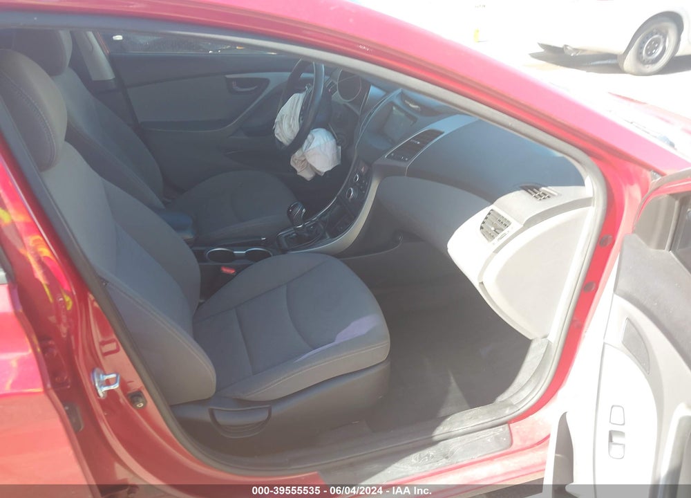 2014 HYUNDAI ELANTRA SE VIN: KMHDH4AE3EU154323