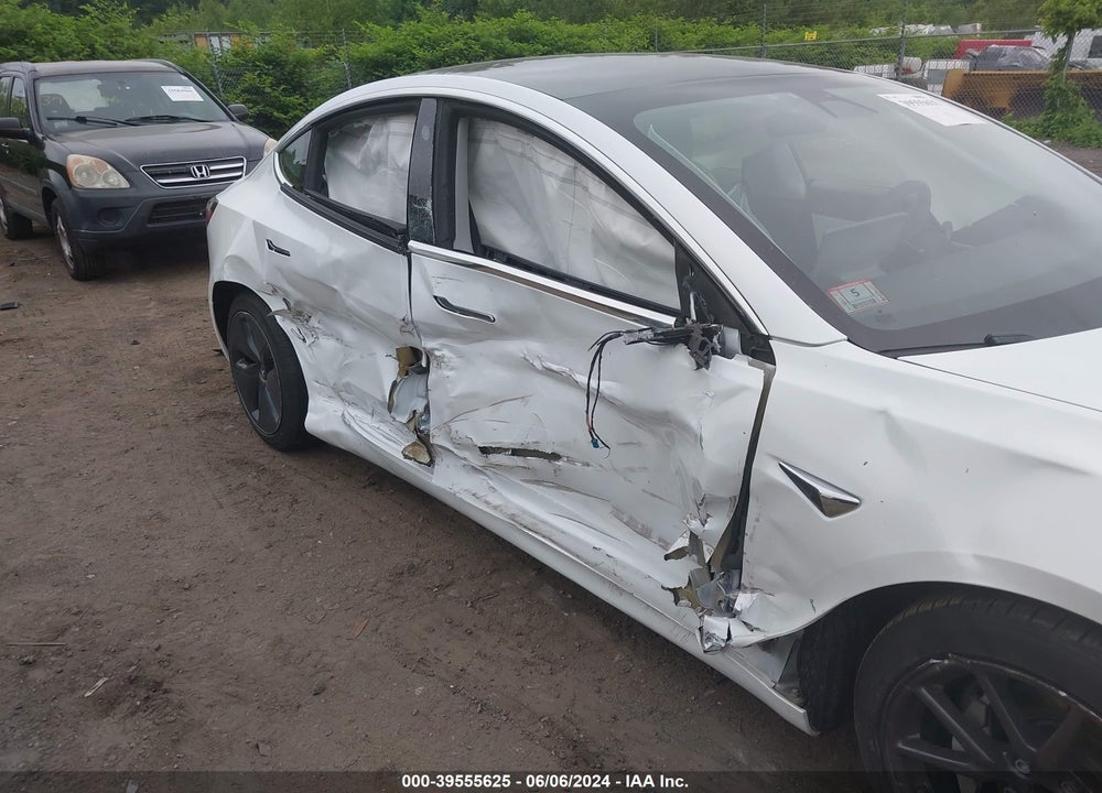 2020 TESLA MODEL 3 STANDARD RANGE PLUS REAR-WHEEL DRIVE/STANDARD RANGE REAR-WHEEL DRIVE VIN: 5YJ3E1EA0LF746136