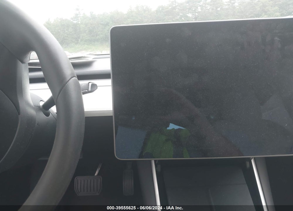 2020 TESLA MODEL 3 STANDARD RANGE PLUS REAR-WHEEL DRIVE/STANDARD RANGE REAR-WHEEL DRIVE VIN: 5YJ3E1EA0LF746136