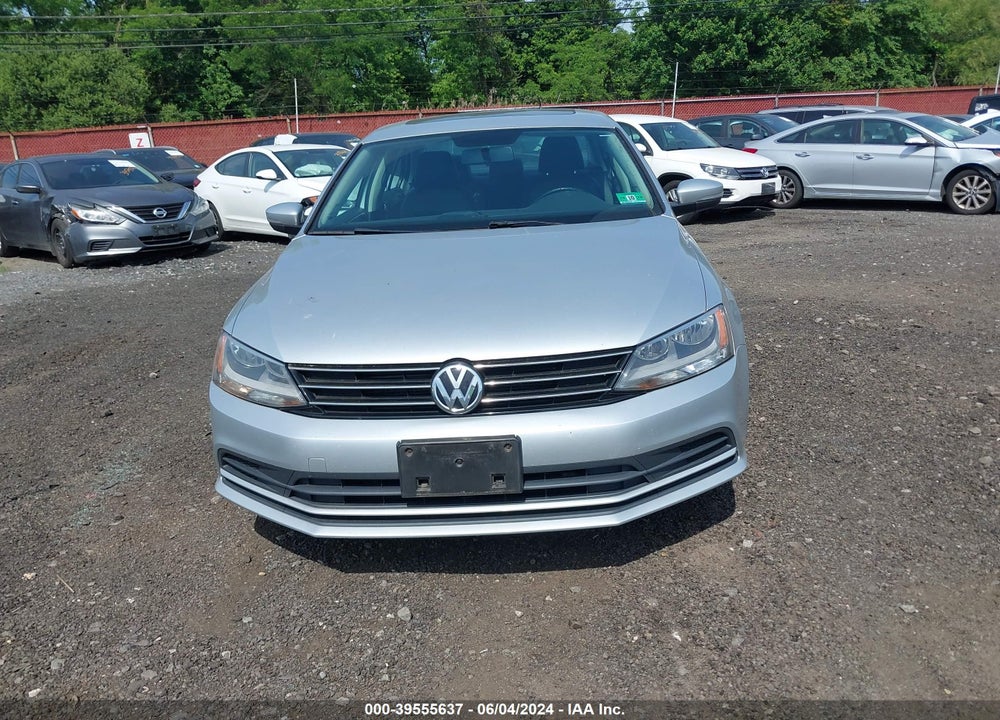 2015 VOLKSWAGEN JETTA 1.8T SE VIN: 3VWD17AJ0FM253935