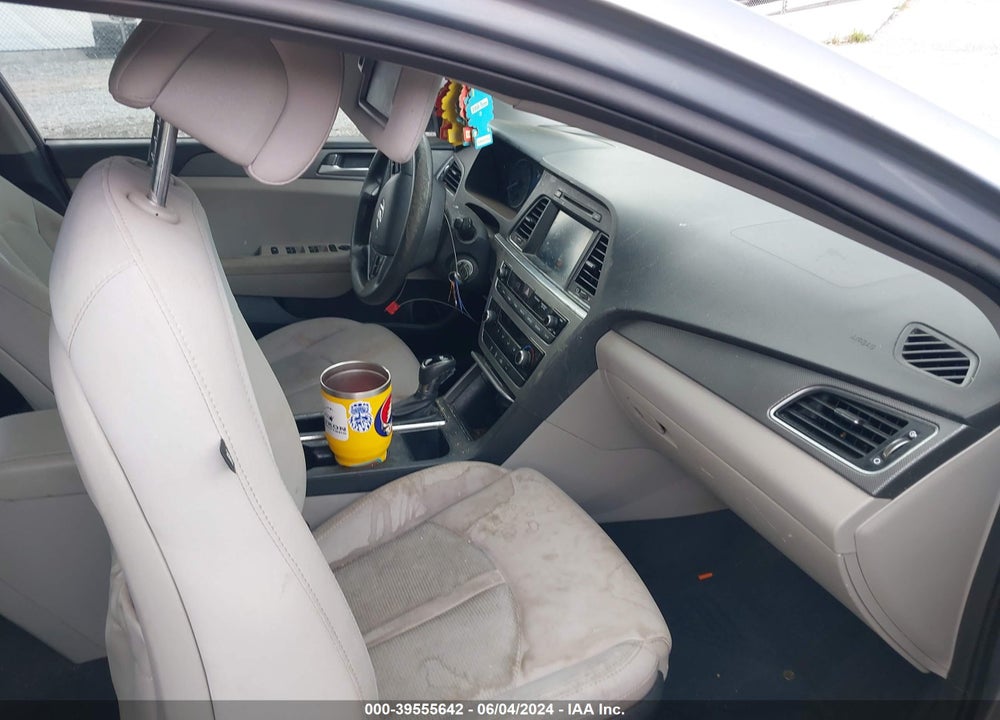 2016 HYUNDAI SONATA SE VIN: 5NPE24AF0GH276962
