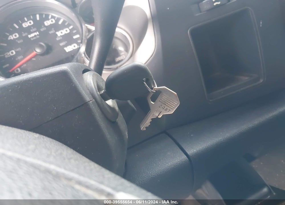 2008 CHEVROLET SILVERADO 1500 LT1 VIN: 2GCEC130481330559
