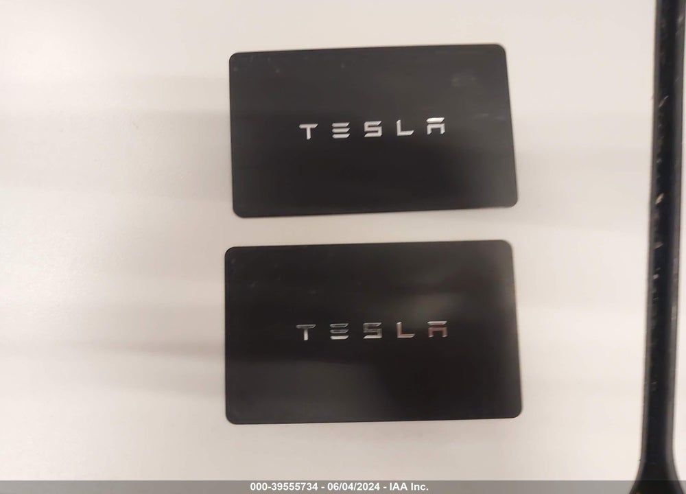 2023 TESLA MODEL X VIN: 7SAXCDE59PF413504
