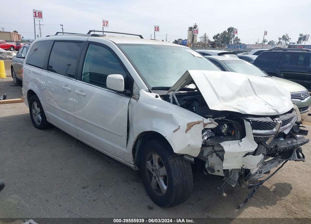 2011 DODGE GRAND CARAVAN CREW VIN: 2D4RN5DG8BR679590
