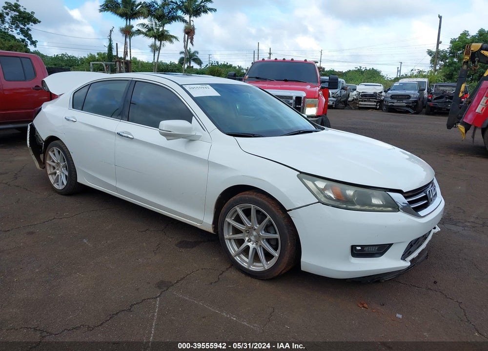 2014 HONDA ACCORD EX-L V-6 VIN: 1HGCR3F84EA019090