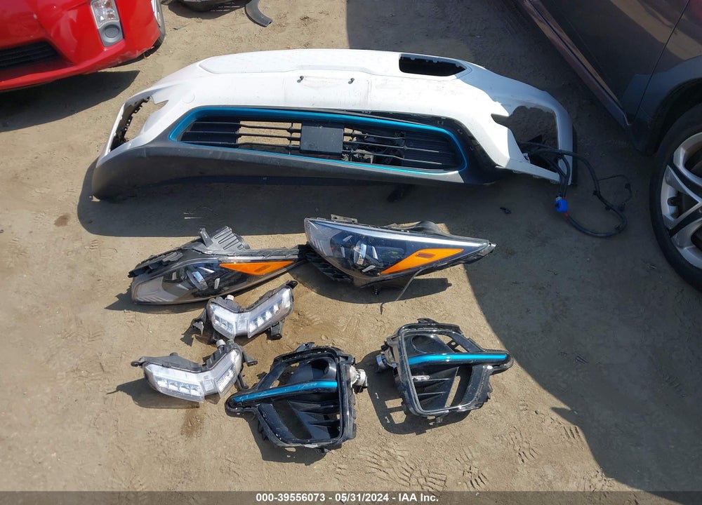 2022 KIA NIRO EV EX VIN: KNDCC3LG4N5142019