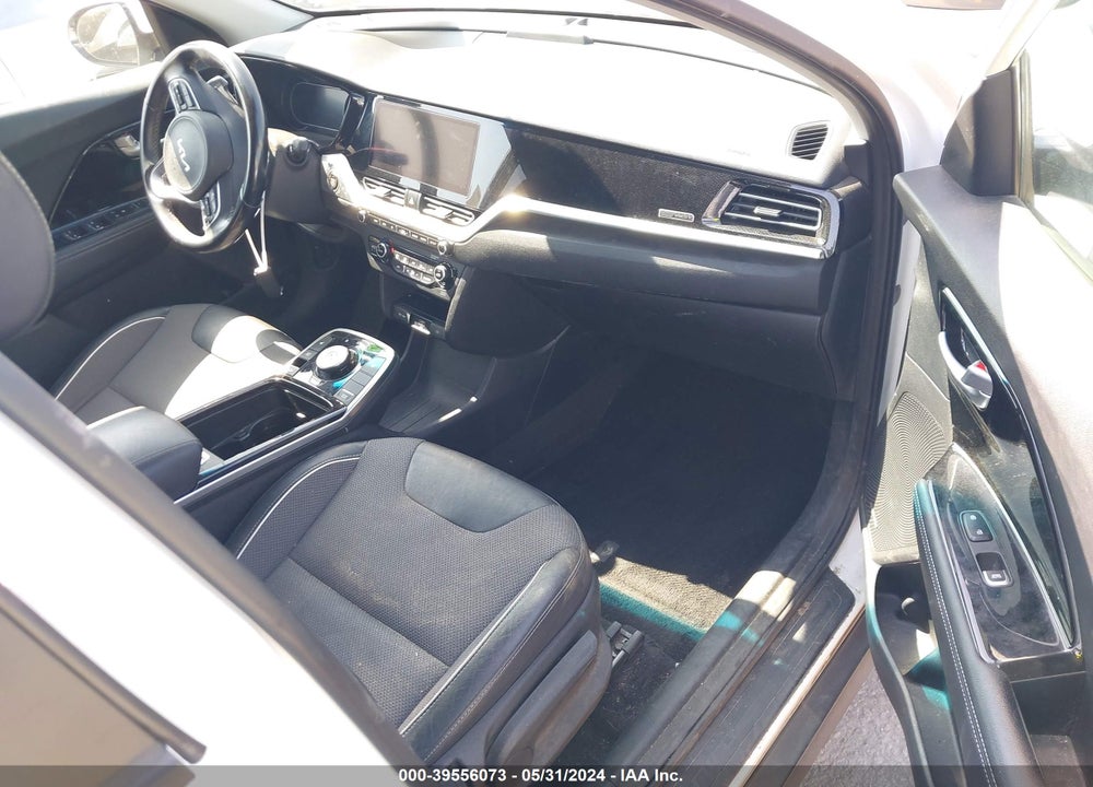 2022 KIA NIRO EV EX VIN: KNDCC3LG4N5142019