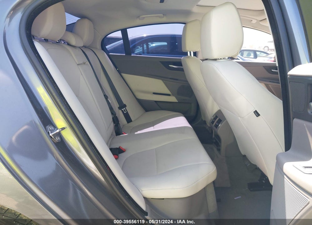 2019 JAGUAR XE 20D PREMIUM VIN: SAJAD4FN4KCP44013