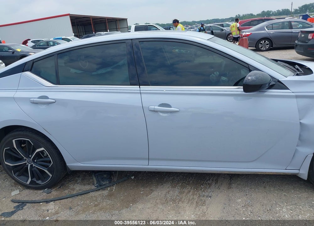 2023 NISSAN ALTIMA SR FWD VIN: 1N4BL4CV7PN397661
