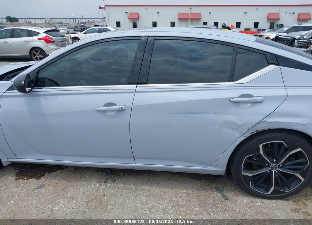 2023 NISSAN ALTIMA SR FWD VIN: 1N4BL4CV7PN397661