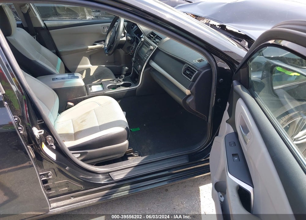 2016 TOYOTA CAMRY SE VIN: 4T1BF1FK7GU612779