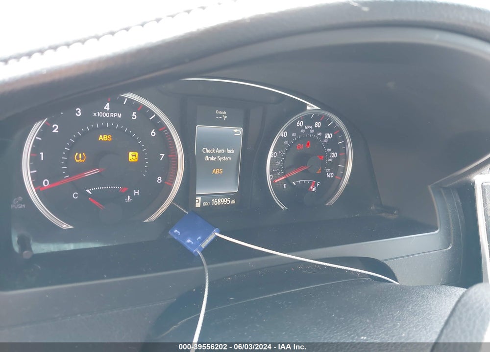 2016 TOYOTA CAMRY SE VIN: 4T1BF1FK7GU612779