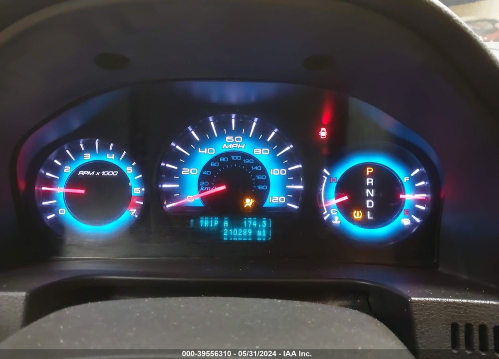 2011 FORD FUSION VIN: 3FAHP0HA9BR205403