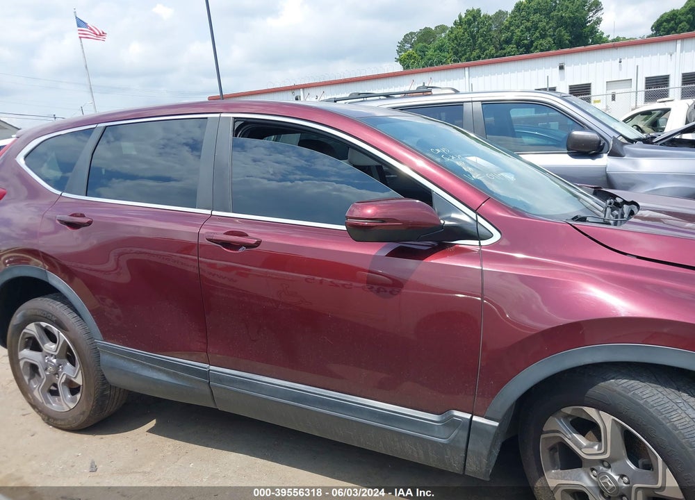 2018 HONDA CR-V VIN: 7FARW2H85JE011790