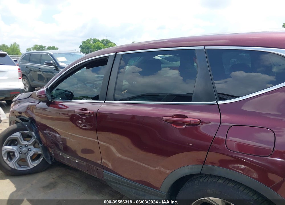 2018 HONDA CR-V VIN: 7FARW2H85JE011790
