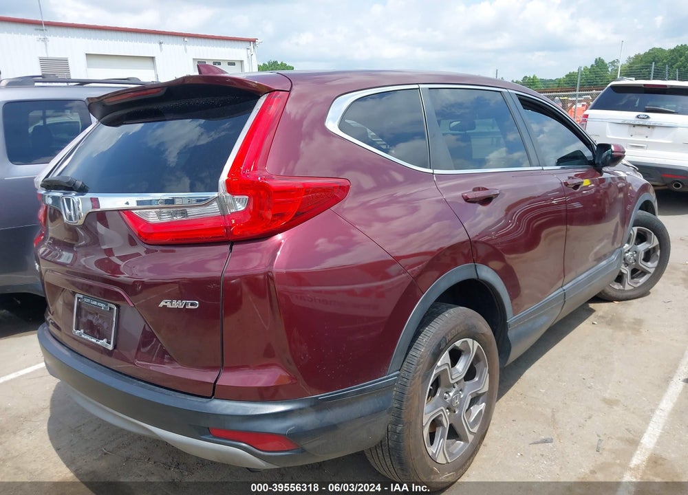 2018 HONDA CR-V VIN: 7FARW2H85JE011790