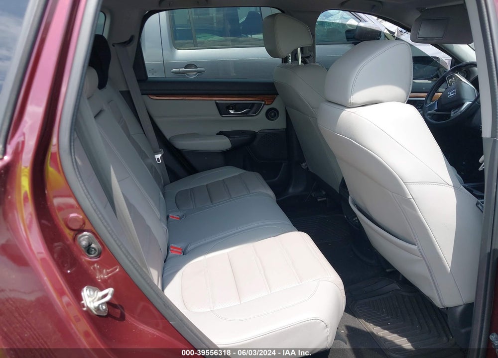 2018 HONDA CR-V VIN: 7FARW2H85JE011790