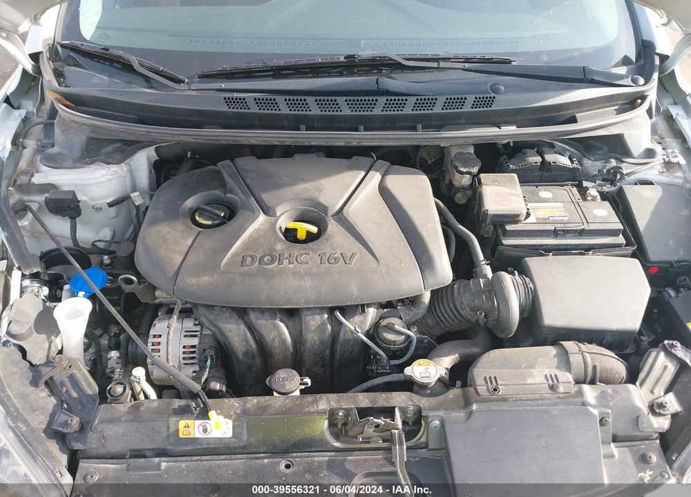 2015 HYUNDAI ELANTRA SE VIN: 5NPDH4AE5FH633200