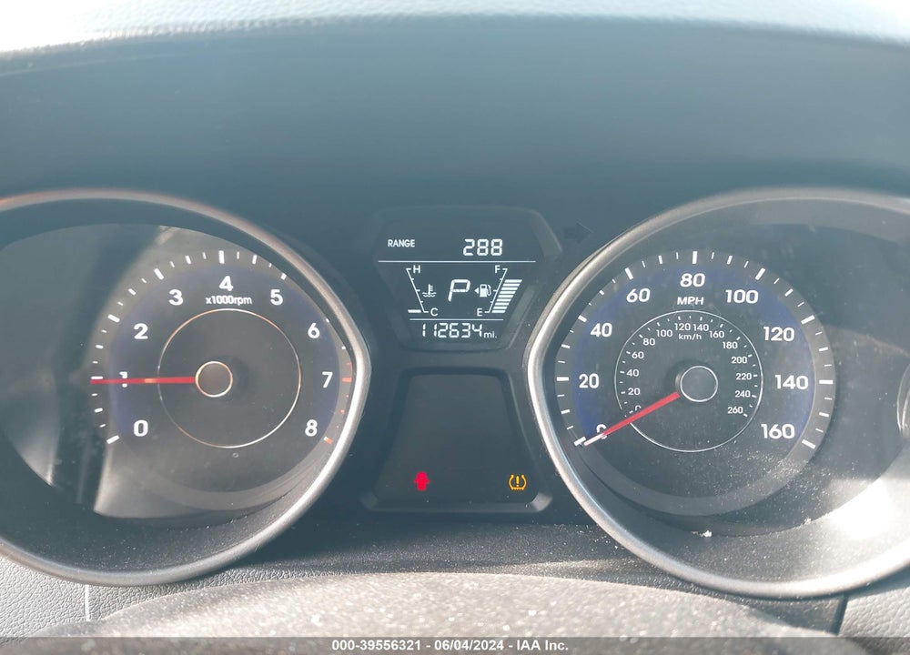 2015 HYUNDAI ELANTRA SE VIN: 5NPDH4AE5FH633200