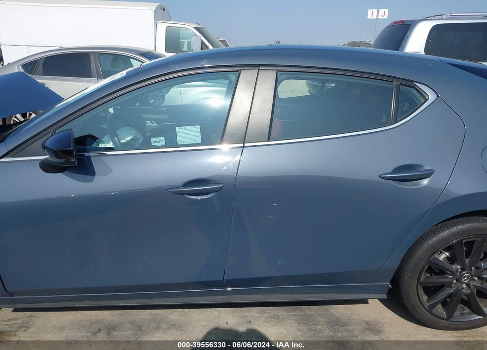 2022 MAZDA 3 CARBON EDITION VIN: JM1BPALLXN1515931