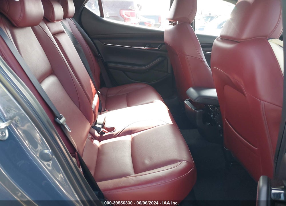 2022 MAZDA 3 CARBON EDITION VIN: JM1BPALLXN1515931