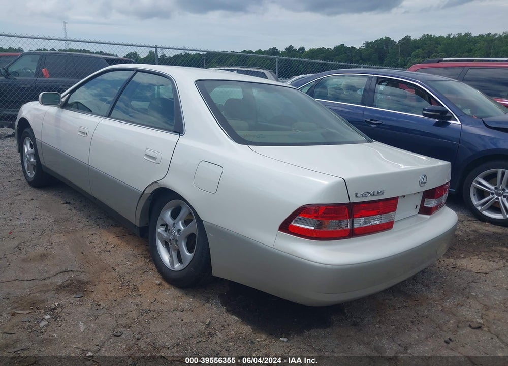 2001 LEXUS ES 300 VIN: JT8BF28G710339665