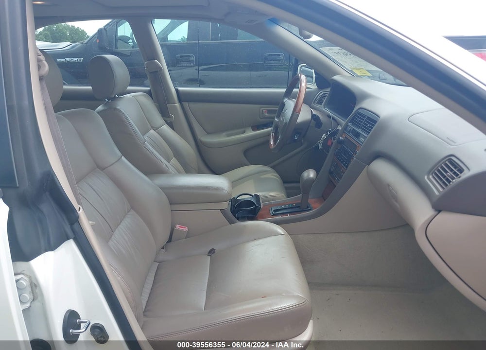 2001 LEXUS ES 300 VIN: JT8BF28G710339665