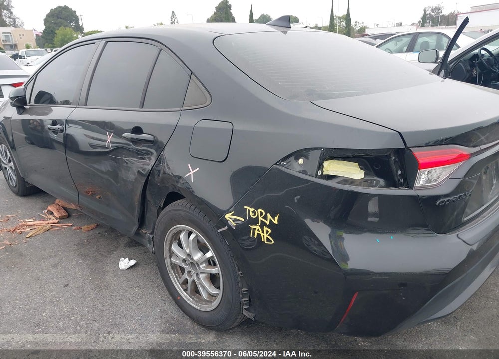 2022 TOYOTA COROLLA HYBRID LE VIN: JTDEAMDE2NJ046804