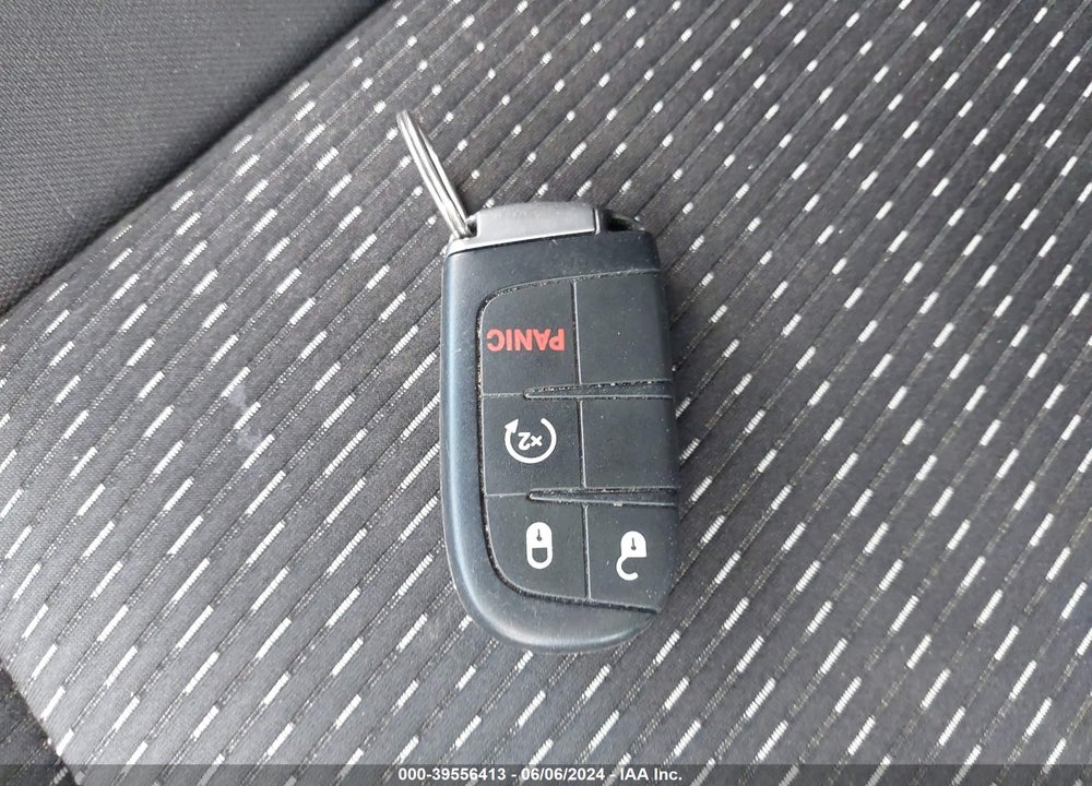 2015 DODGE JOURNEY SXT VIN: 3C4PDDBG7FT526626