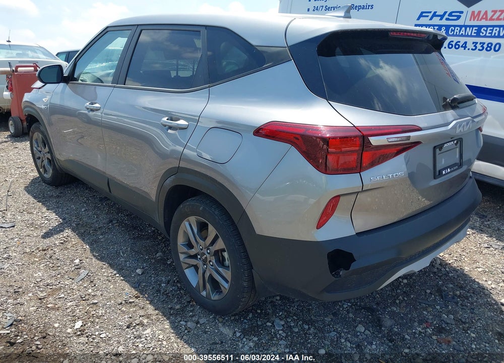 2022 KIA SELTOS LX VIN: KNDEPCAA0N7329872