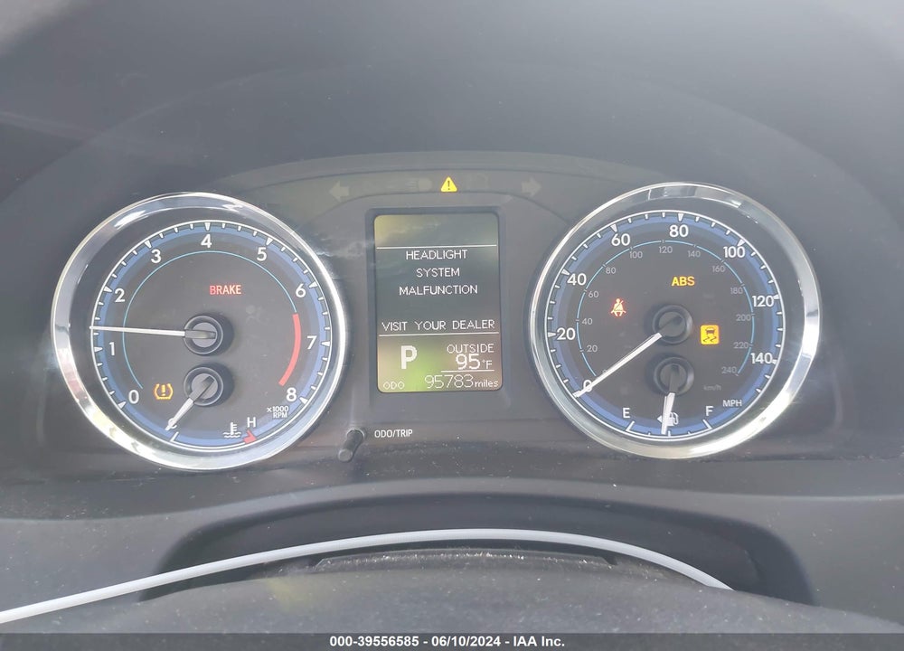 2019 TOYOTA COROLLA LE VIN: 5YFBURHE6KP937820